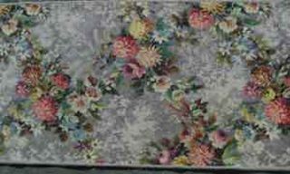 Rug Floral grey w/pink and yellow 0.52m x 1.48 m)