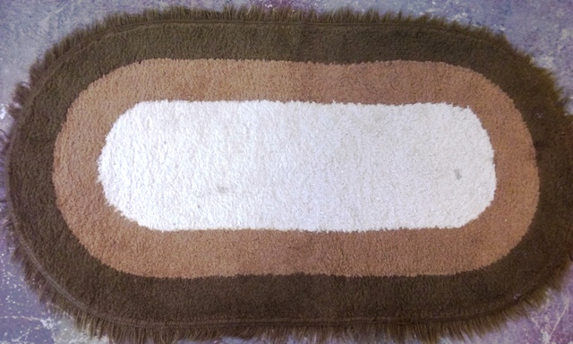 Rug Oval Small, brown and white (1.35m x 0.75m)